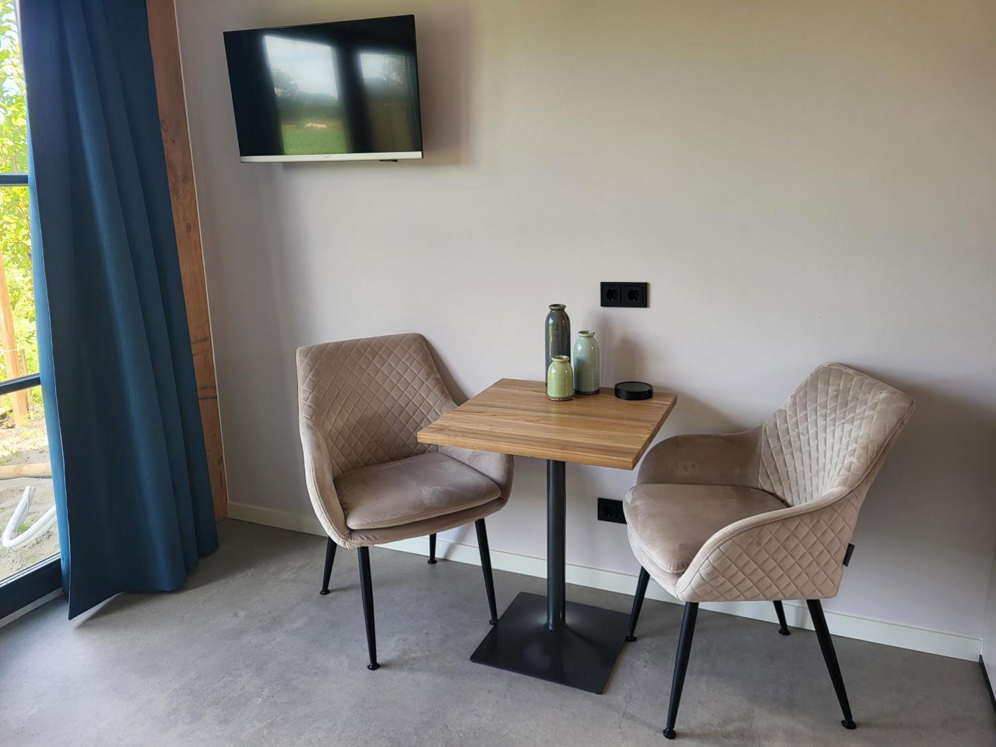 Huisje Mina Vrouwenpolder Exteriér fotografie